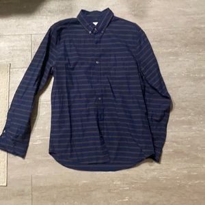 Gap men’s button down shirt Size L